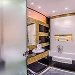Апартаменты Bp Center